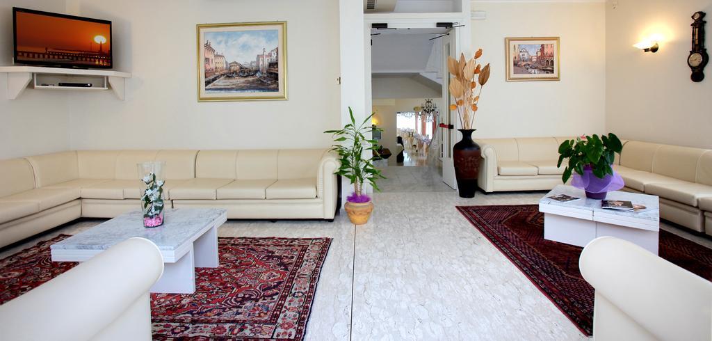 Hotel Torino Lido di Jesolo Eksteriør billede