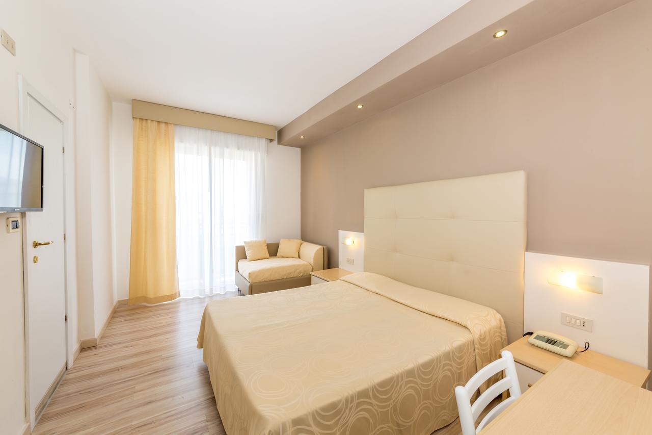 Hotel Torino Lido di Jesolo Eksteriør billede